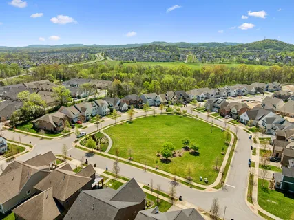 $679,900 | 9084 Headwaters Drive, Franklin, TN 37064