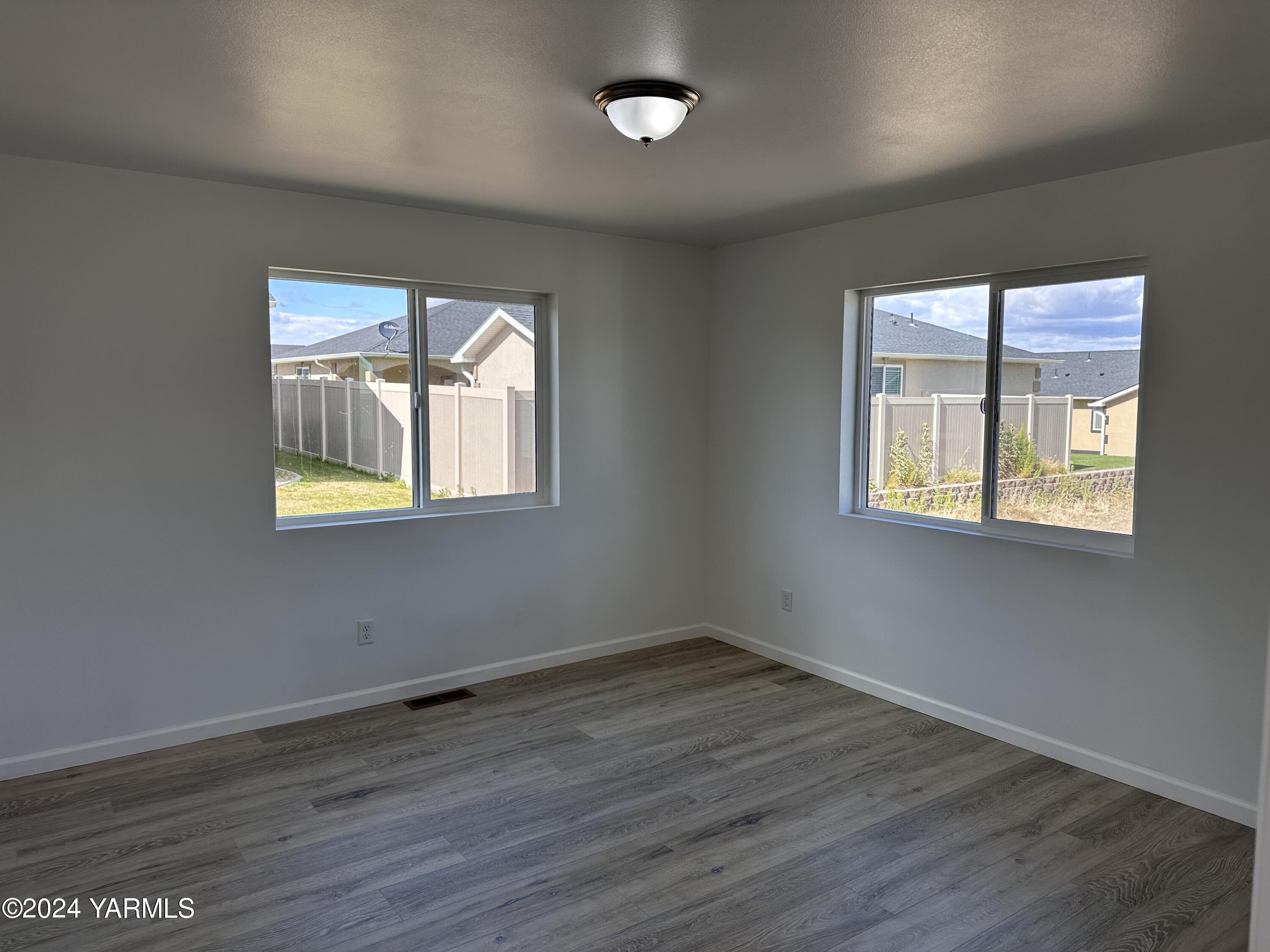 603 Bagley Road Granger, WA 98932 - Photo 18 of 33 FD54FA48-38F5-4172-9FB8-771CCF358B69