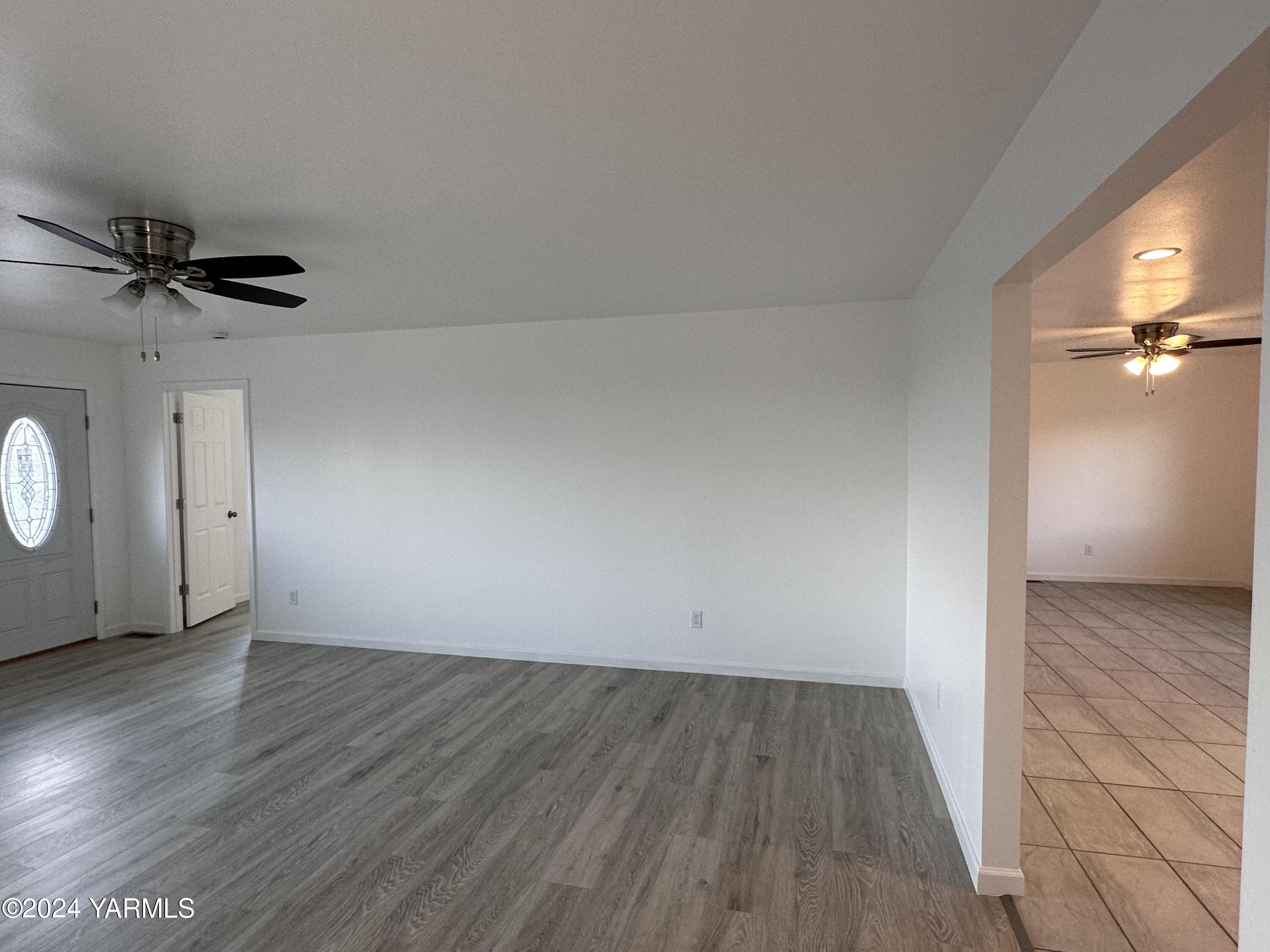 603 Bagley Road Granger, WA 98932 - Photo 4 of 33 05F4514C-C4BD-41AA-987B-5E41CA02105E