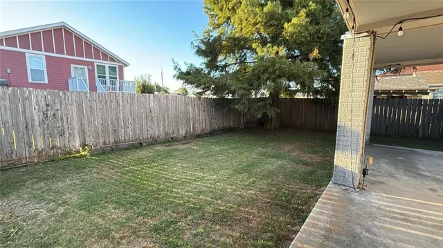 $1,900 | Undisclosed Address, New Orleans, LA 70122