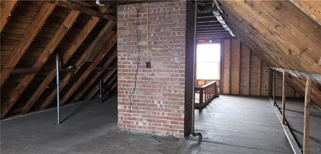 $274,900 | 2572 Sheridan Drive, Tonawanda, NY 14150