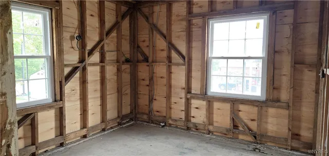 $274,900 | 2572 Sheridan Drive, Tonawanda, NY 14150