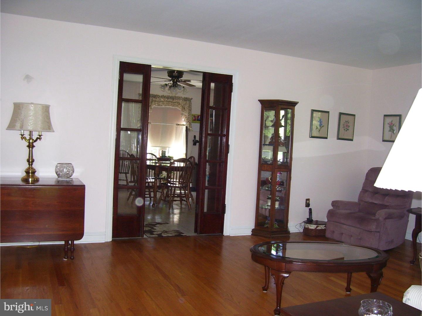 245 West Knowlton Road Aston, PA 19014 - Photo 3 of 23