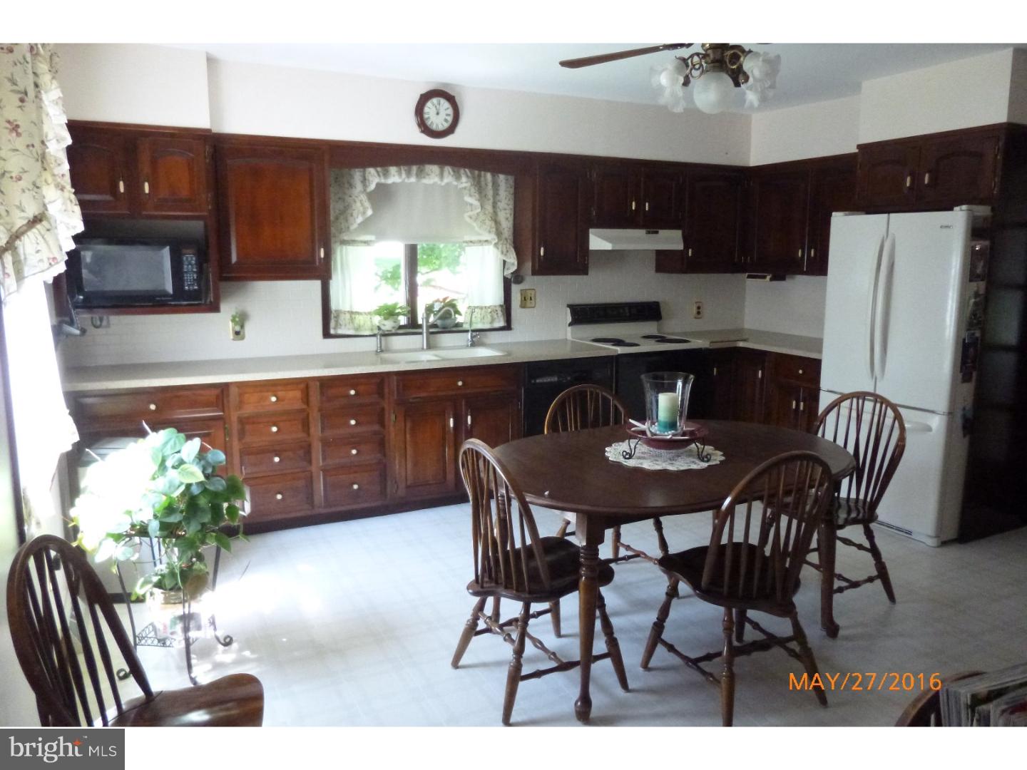 245 West Knowlton Road Aston, PA 19014 - Photo 5 of 23