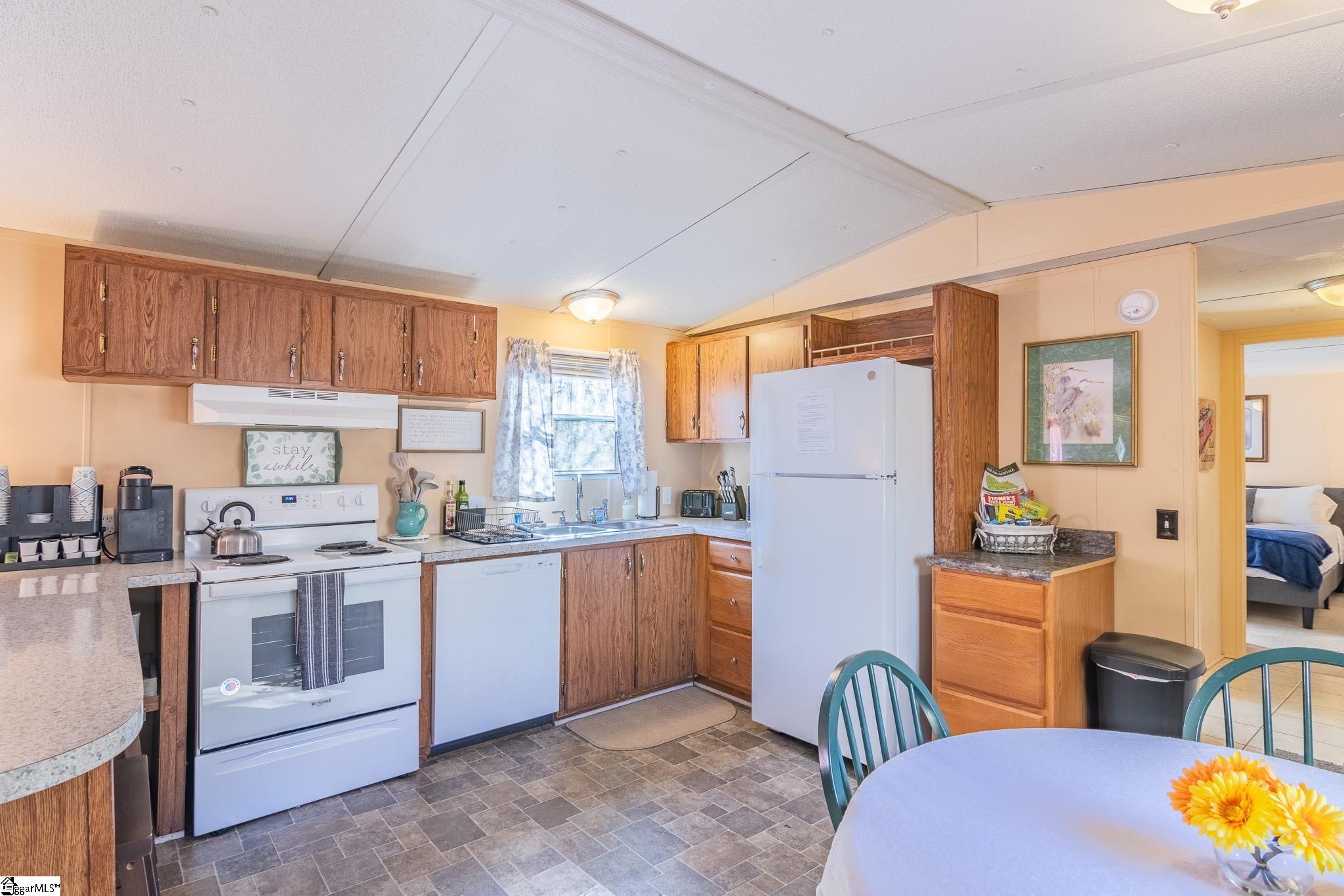 84 Benson Road Travelers Rest, SC 29690 - Photo 28 of 49