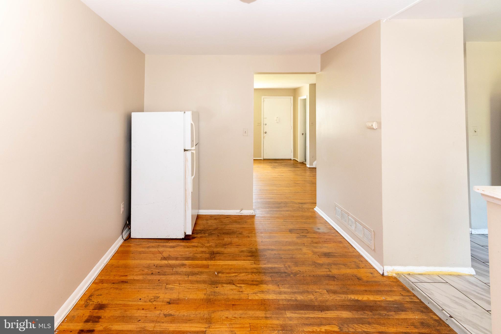 6979 Brookmill Road Baltimore, MD 21215 - Photo 6 of 29 Gallery Image 6