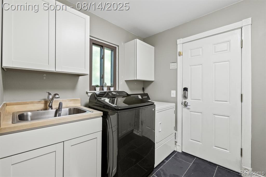 541 Lake Forest Road Rochester Hills, MI 48309 - Photo 12 of 23