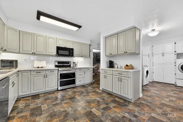 $639,900 | 313 Sunrise Drive, Payette, ID 83661