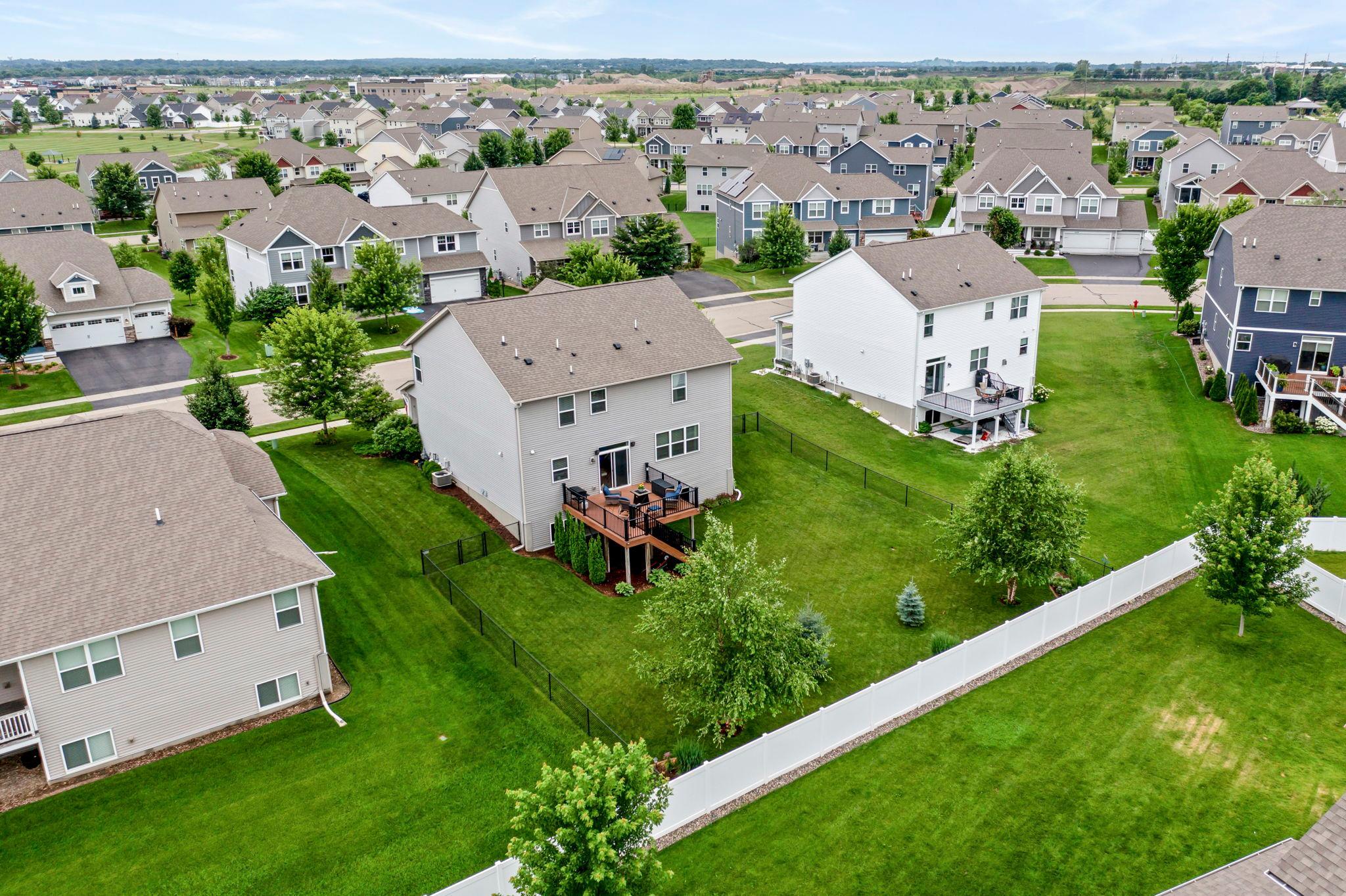 15142 Ely Path Apple Valley, MN 55124 - Photo 27 of 31