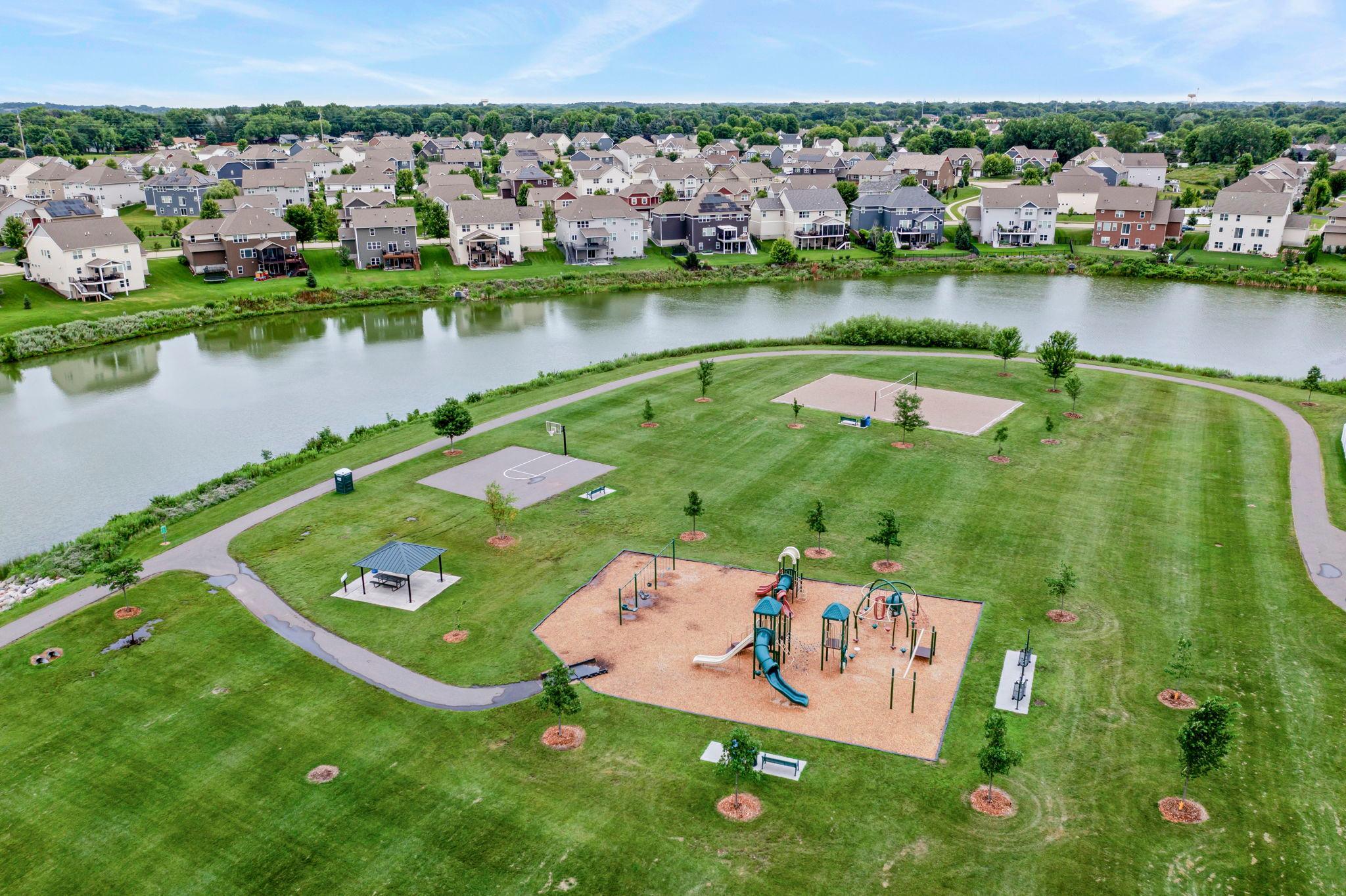 15142 Ely Path Apple Valley, MN 55124 - Photo 28 of 31