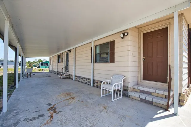 a view of a house with outdoor space