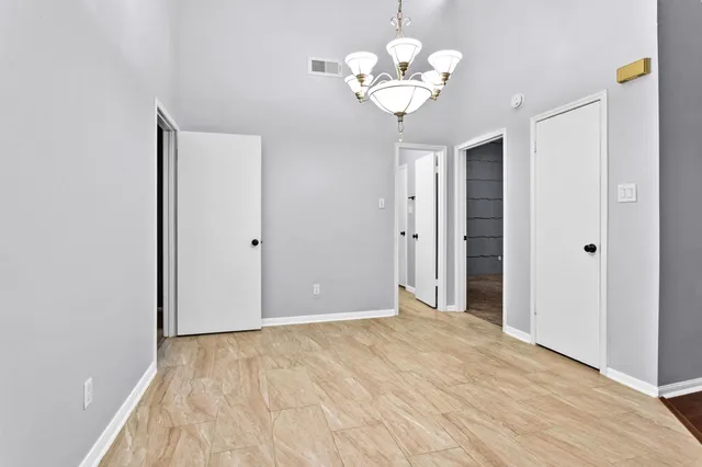 $1,800 | 15 April Village, Conroe, TX 77356