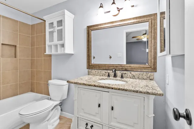 $1,800 | 15 April Village, Conroe, TX 77356