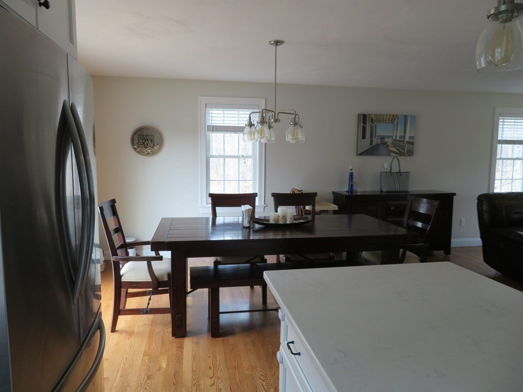44 Stony Point Road Middleboro, MA 02346 - Photo 9 of 37