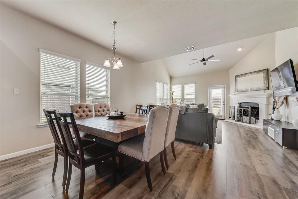 5002 Crawfish Lane Garland, TX 75043 - Photo 12 of 37