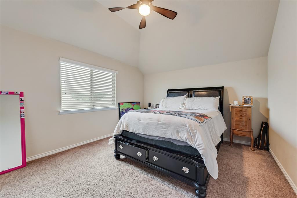 5002 Crawfish Lane Garland, TX 75043 - Photo 27 of 37