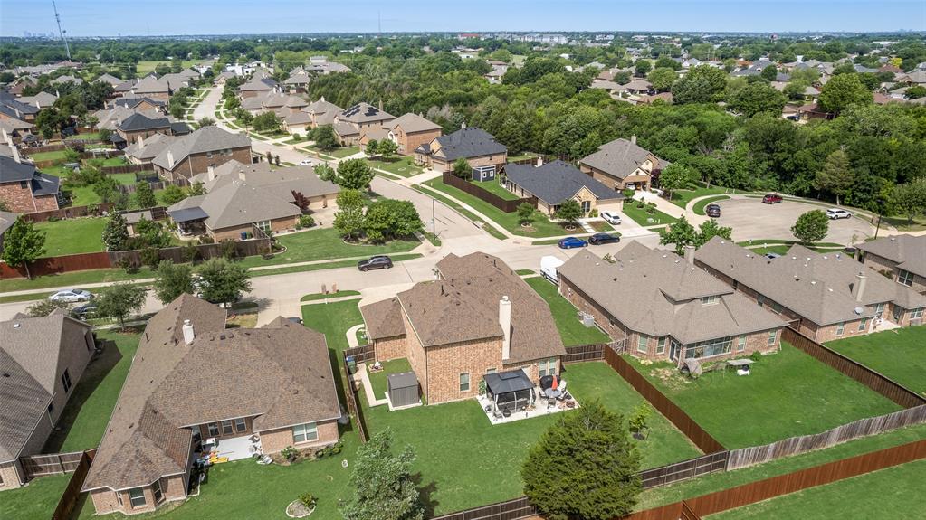 5002 Crawfish Lane Garland, TX 75043 - Photo 35 of 37