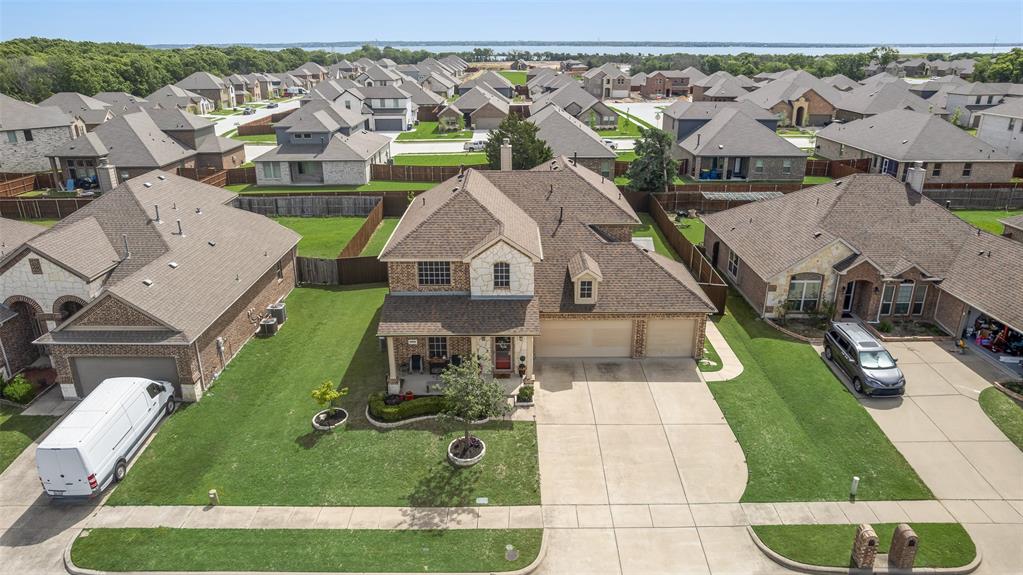 5002 Crawfish Lane Garland, TX 75043 - Photo 5 of 37