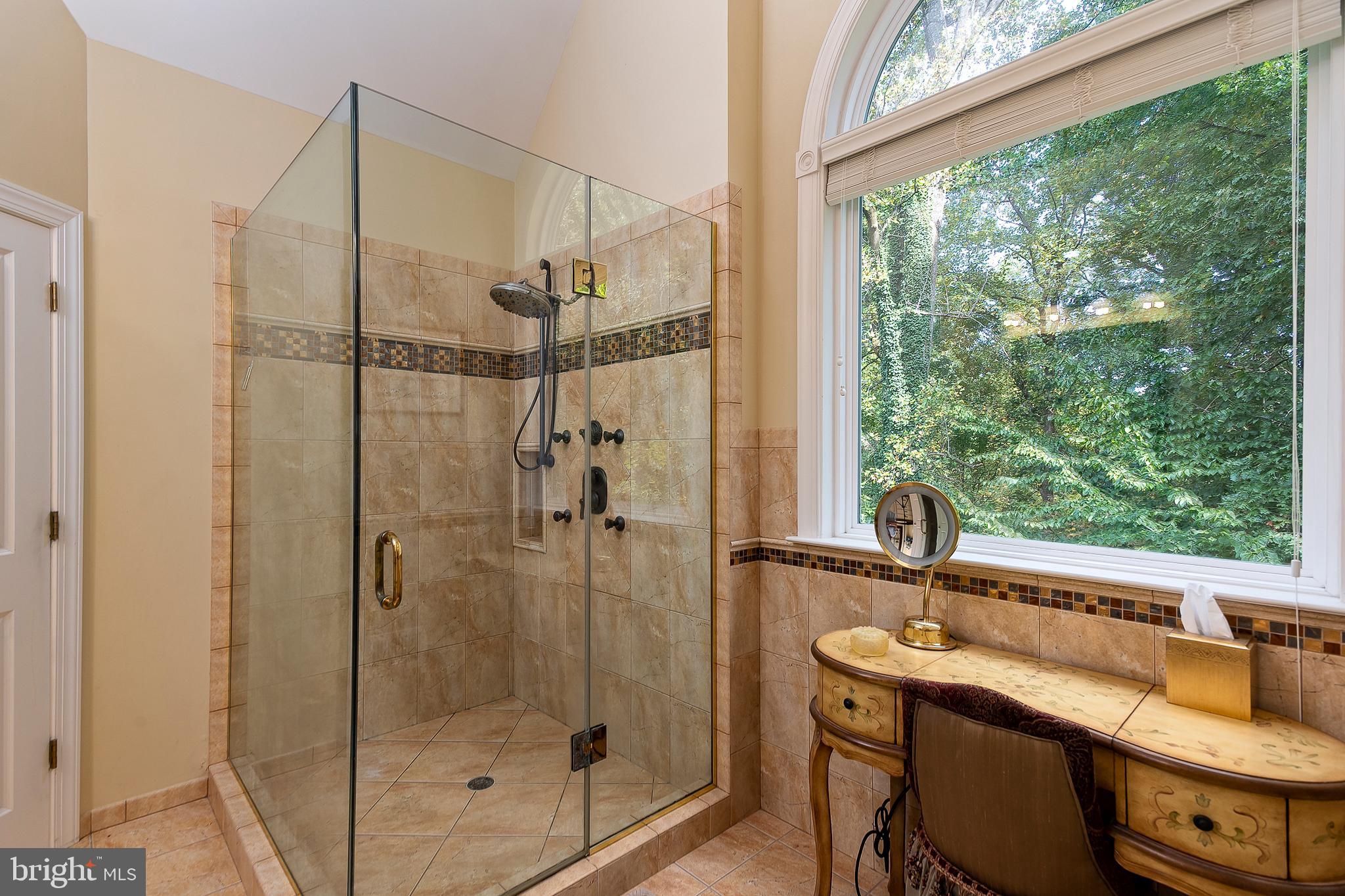 201 West Circle Laurel, MD 20707 - Photo 26 of 62 Primary Bedroom Bathroom (alt view)