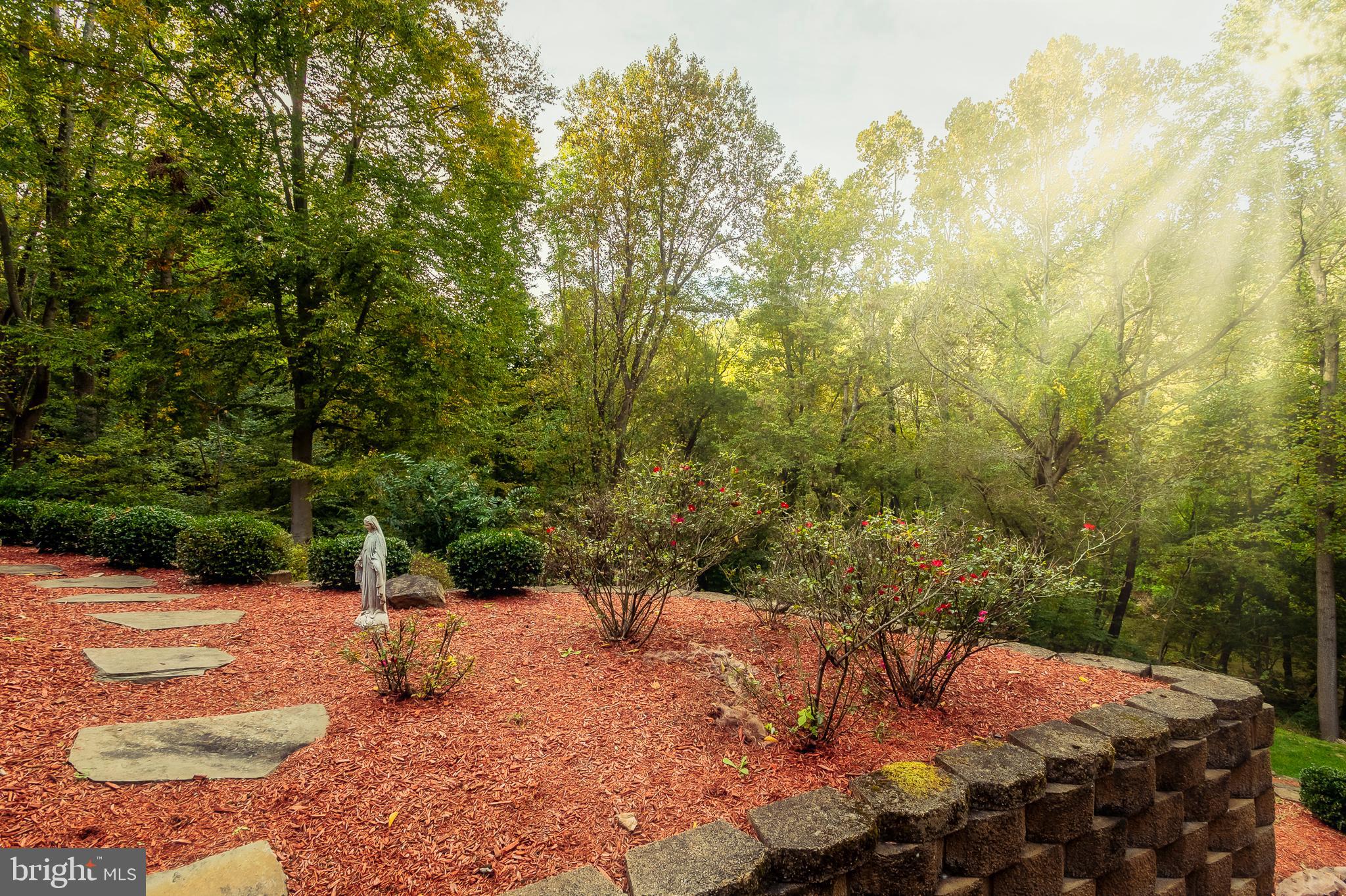 201 West Circle Laurel, MD 20707 - Photo 49 of 62 Tiered Back Yard
