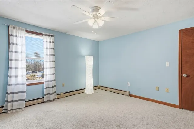 $325,000 | 193 Bayberry Hill Lane, Unit 193, Leominster, MA 01453