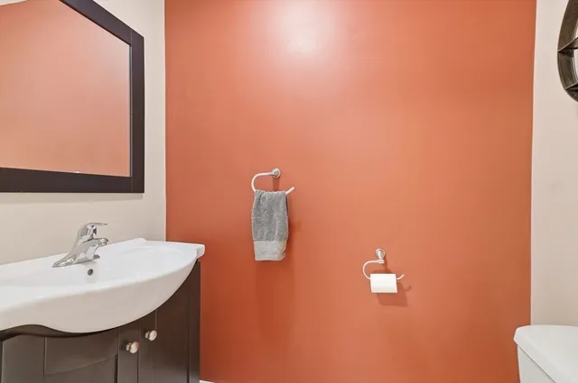 $325,000 | 193 Bayberry Hill Lane, Unit 193, Leominster, MA 01453