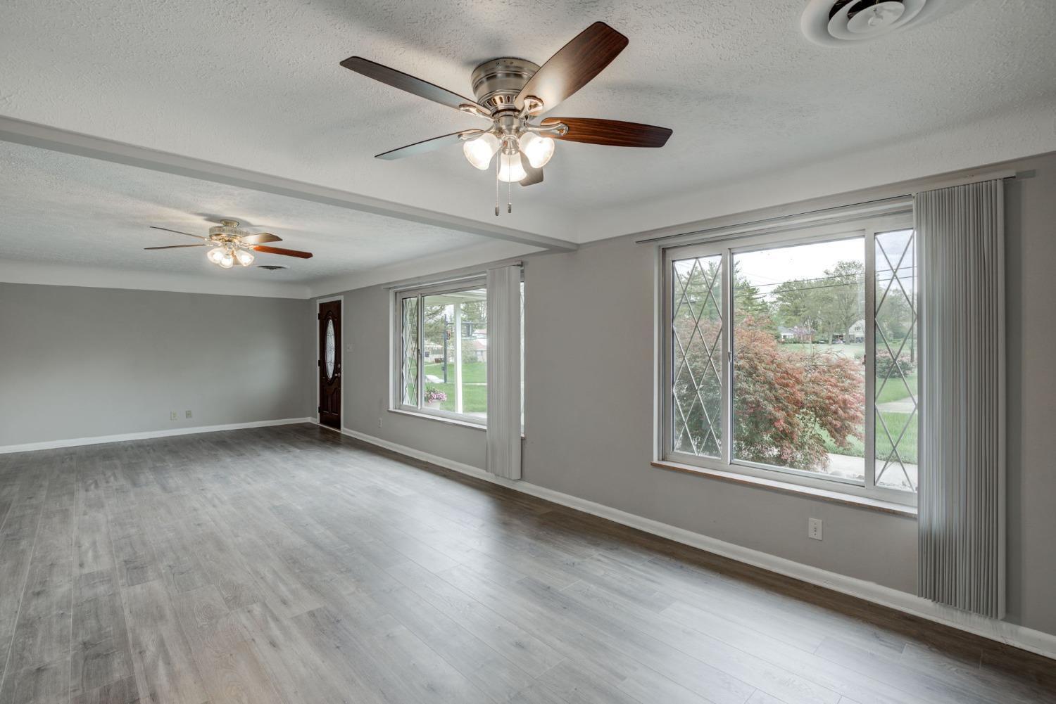 1071 West Galbraith Road Cincinnati, OH 45224 - Photo 4 of 23