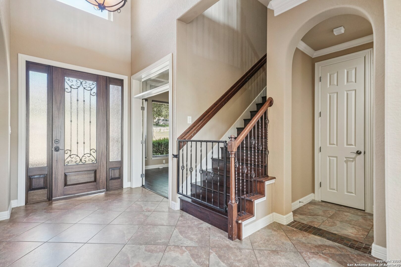 718 Ruidosa Downs Helotes, TX 78023 - Photo 17 of 50 a view of an entryway with a livingroom