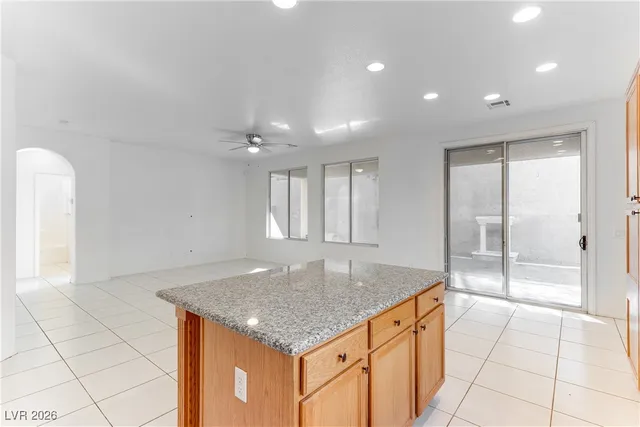 $2,175 | 523 Moses Lake Court, Henderson, NV 89002