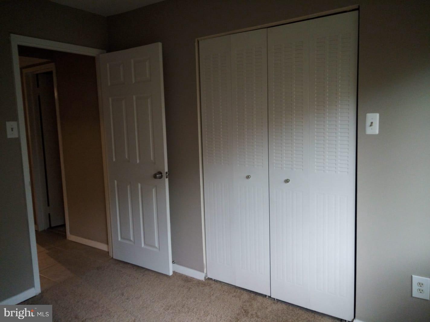 Bedroom (Master)