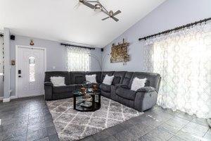 11063 Model Circle East Boca Raton, FL 33428 - Photo 9 of 26 photo-4