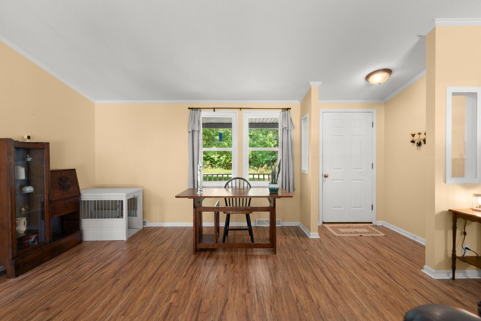 494 Old Spell Road St. George, SC 29477 - Photo 11 of 38 Great Room/Dining Area