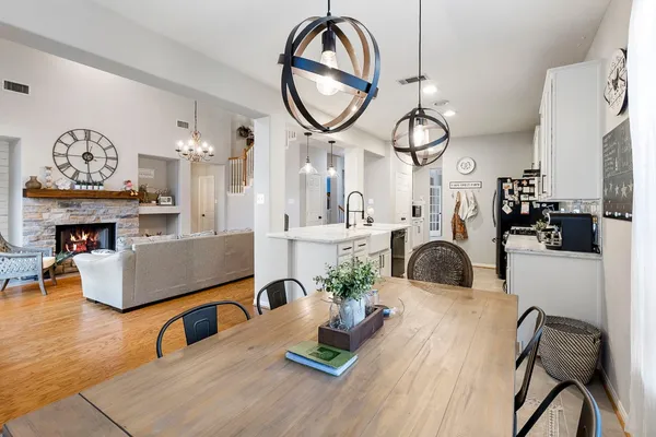 $3,850 | 51 Silver Bayou Court, The Woodlands, TX 77384
