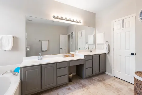 $3,850 | 51 Silver Bayou Court, The Woodlands, TX 77384