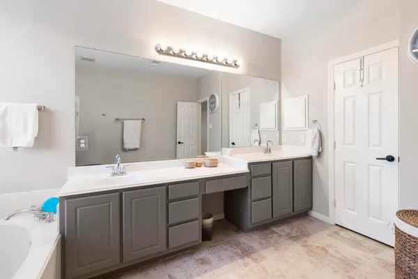 $3,850 | 51 Silver Bayou Court, The Woodlands, TX 77384