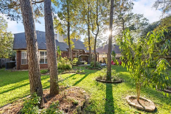 $3,850 | 51 Silver Bayou Court, The Woodlands, TX 77384