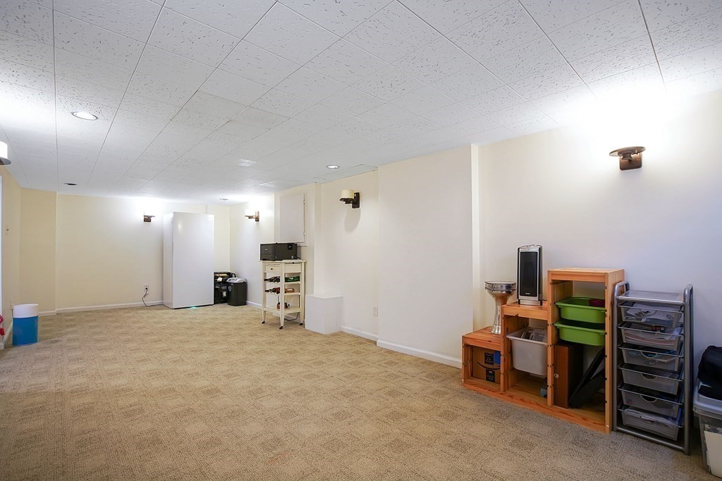 105 Lancaster Street Springfield, MA 01118 - Photo 30 of 38 a view of a workspace with furniture