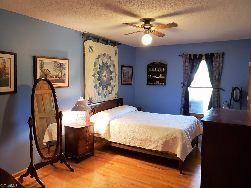 2957 Mountain Road Walnut Cove, NC 27052 - Photo 23 of 29 Gallery Image 23