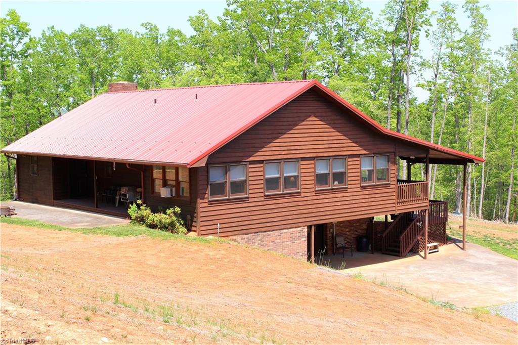 2957 Mountain Road Walnut Cove, NC 27052 - Photo 9 of 29 Gallery Image 9