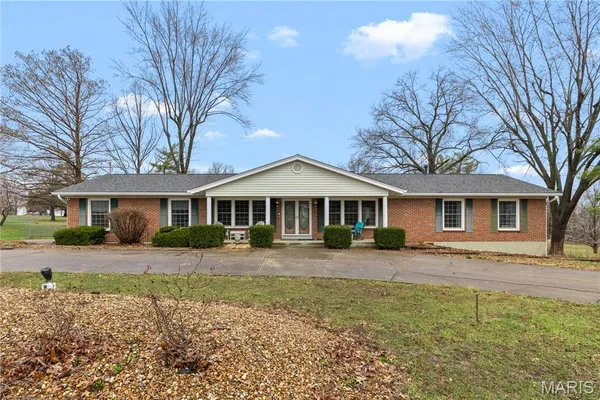 $600,000 | 3121 Darryl Drive, Foristell, MO 63348