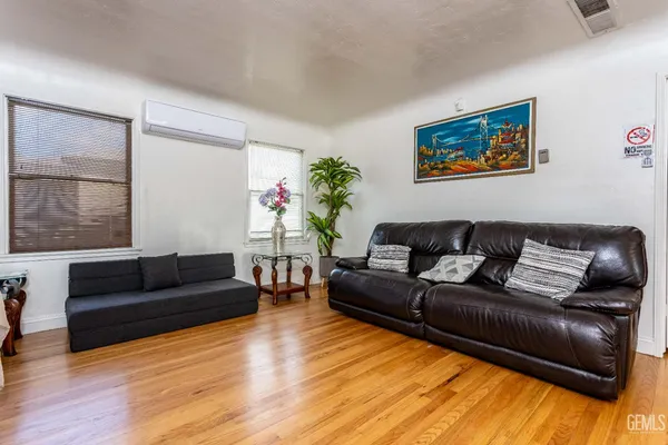$319,000 | Undisclosed Address, Bakersfield, CA 93308