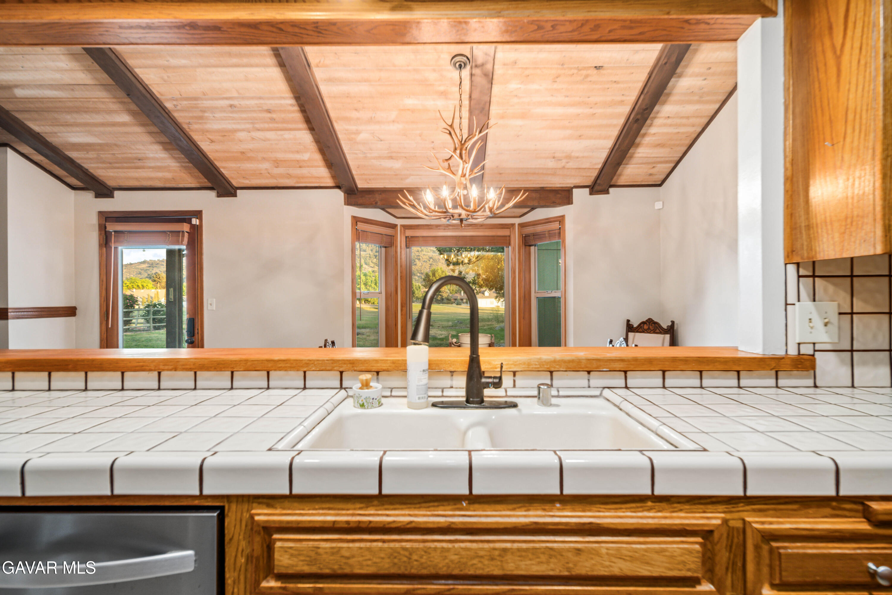 24050 Basin Harbor Court Tehachapi, CA 93561 - Photo 16 of 55 Basin Harbor-16