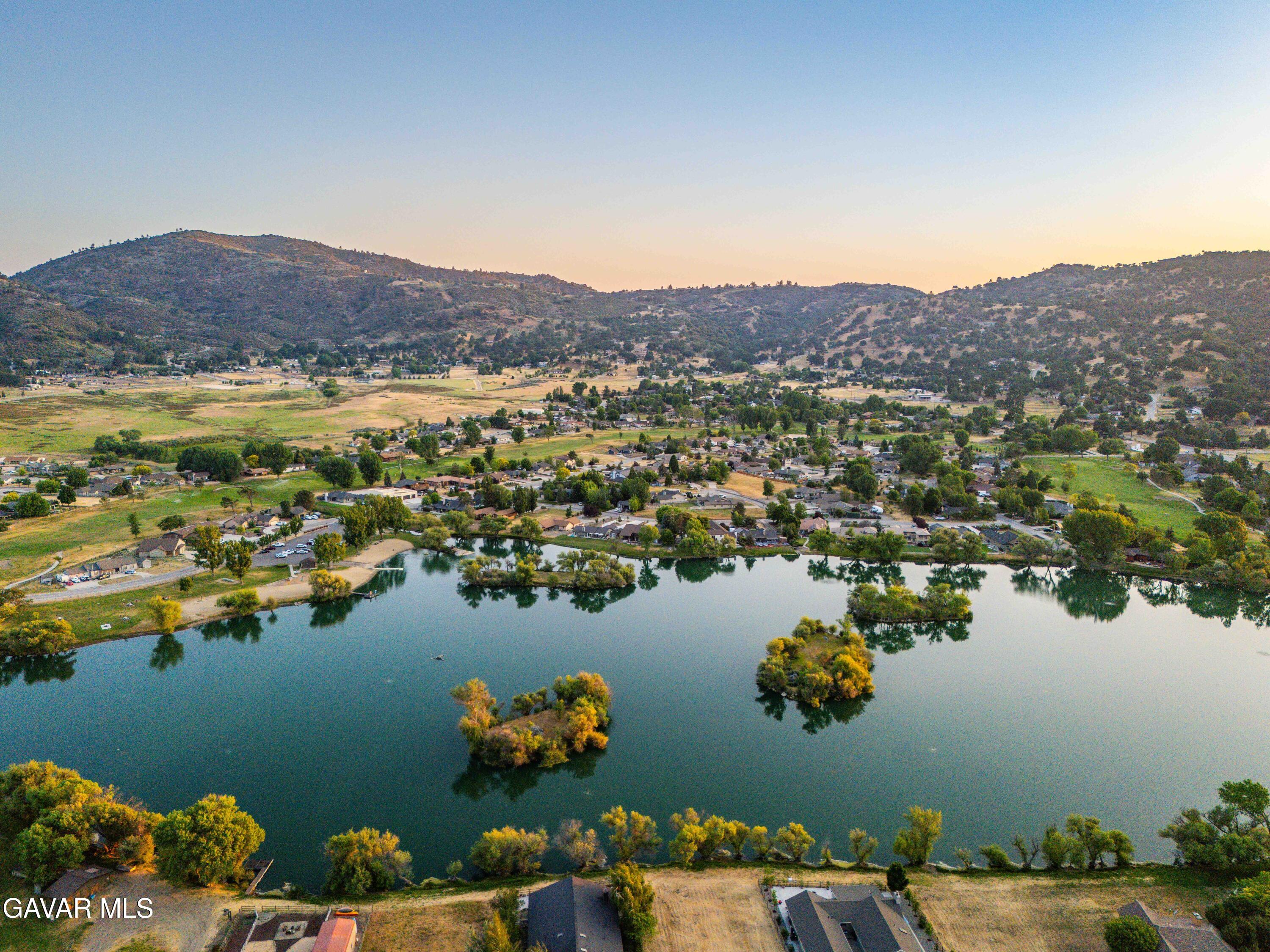 24050 Basin Harbor Court Tehachapi, CA 93561 - Photo 50 of 55 an aerial view of ocean and residential houses with outdoor space