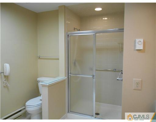 787 B Pompton Road Monroe Township, NJ 08831 - Photo 9 of 15 Gallery Image 9