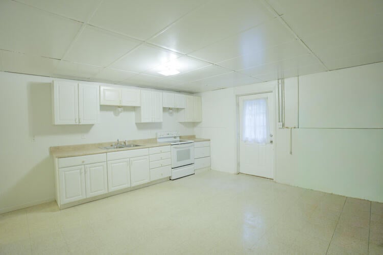 385 South Sandbranch Road Beckley, WV 25801 - Photo 18 of 25 Gallery Image 18