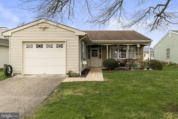 $264,900 | 61 Chatham Place, Southampton, NJ 08088