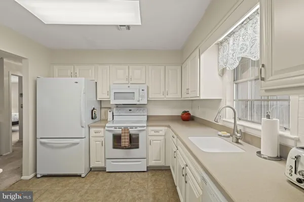 $264,900 | 61 Chatham Place, Southampton, NJ 08088