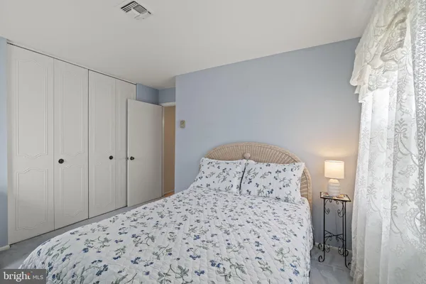$264,900 | 61 Chatham Place, Southampton, NJ 08088