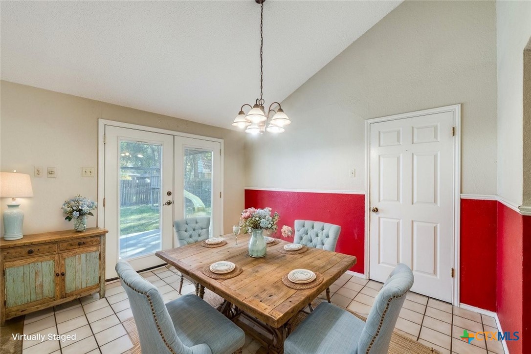 111 Oldtowne Road Seguin, TX 78155 - Photo 11 of 31 a living room with furniture and wooden floor