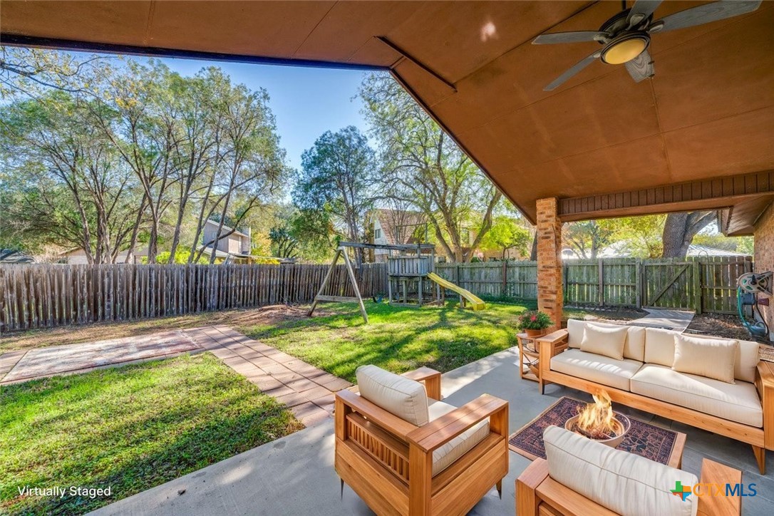 111 Oldtowne Road Seguin, TX 78155 - Photo 26 of 31 a view of yard with patio